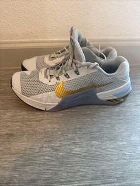 Nike Metcon 7 Pure Platinum Metallic Cold Coin CZ8280-049 Women's Sz 9.5